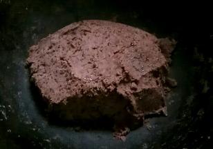 小火不停翻炒，水分逐渐蒸发掉，要有耐心哦。