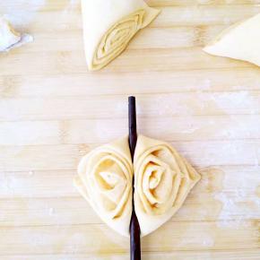 轻轻压下去，不要压断。