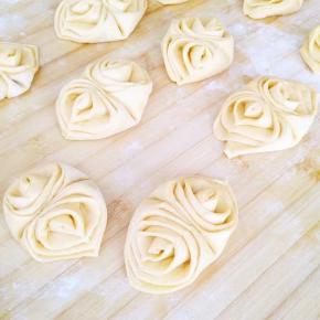 做好的生胚，醒发20分钟。