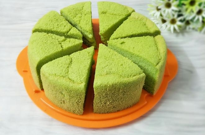 菠菜戚风蛋糕