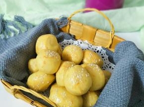 烤箱提前预热，200度烤12分钟左右
