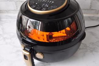 我的空气炸锅再搅拌功能，所以全程不必管它，如果是烤箱中途请翻面。