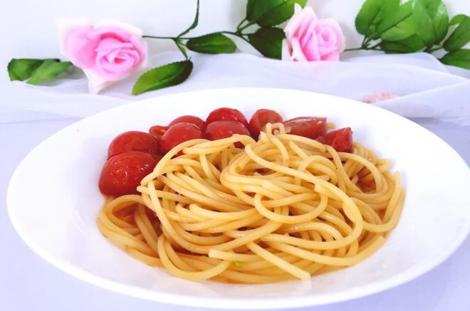 番茄意大利面