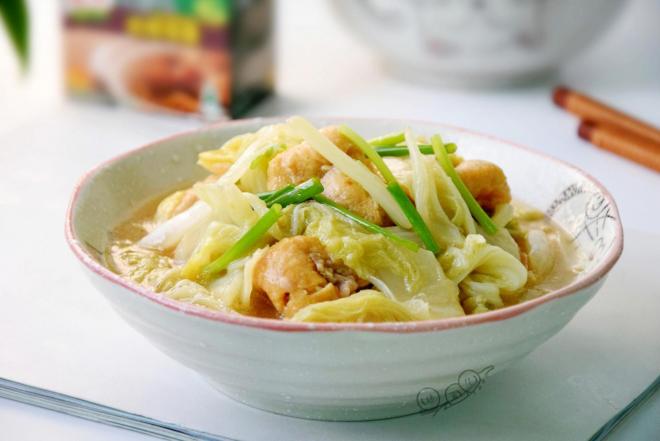 油豆腐炖白菜