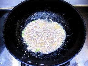 翻炒均匀。