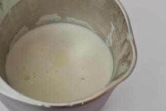 这是做好的豆浆倒出来500ML