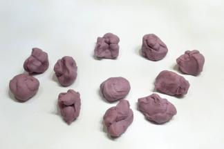 分成25克左右一个