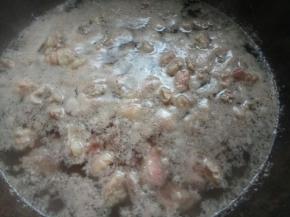 水开有浮末，关火。