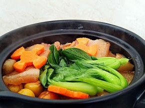 油菜和胡萝卜断生即可断火。