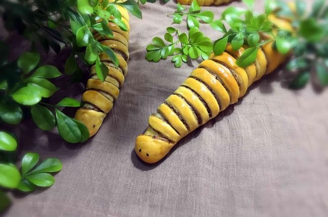 毛毛虫面包