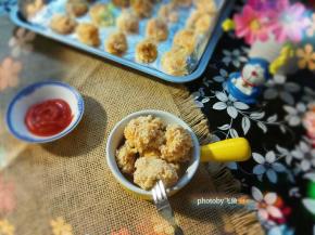 鸡胸肉富含高蛋白、低脂肪、多重营养元素，含量较高的卵磷脂是人体生长发育必备。