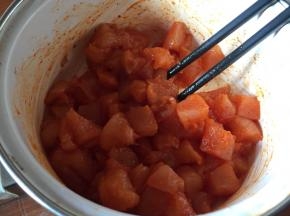 搅拌，均匀，腌制4个小时；