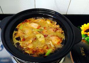 加入清水，水量不宜过多