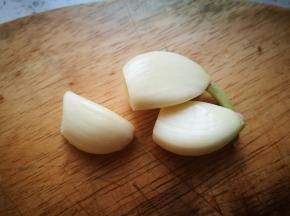 大蒜洗净