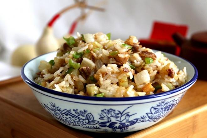 卤鸡杂蔬炒饭