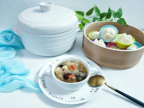 发糕满满的椰香味，特别松软