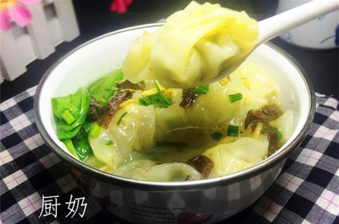 紫菜香菇云吞