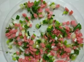 加点油盐，搅拌均匀。