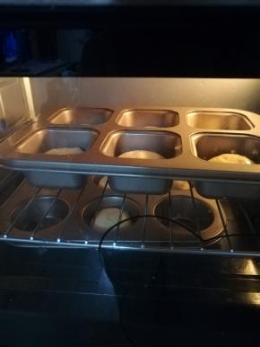 放入烤箱发酵，至1.5 倍大。