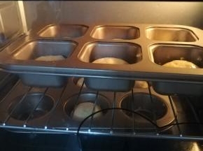 放入烤箱发酵，至1.5 倍大。