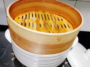 烧一锅滚水，