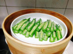 蒸好了，翠绿，美美哒
