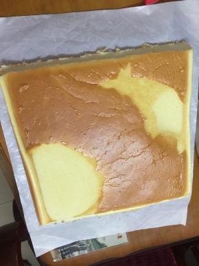 没有毛巾面，香，两边45度切掉一点边，方便卷