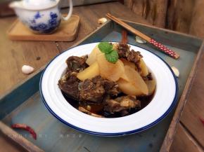 成品，一碗，美味的萝卜牛排骨，开吃～