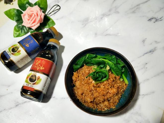 一碗又意思的酱油拌饭