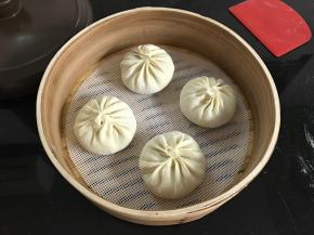 全部做好后码入蒸笼。