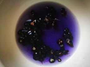 清水洗一遍，要快，花青素不要浪费