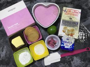 准备好所有的食材。