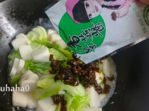 加入一小包香菇酱约40克