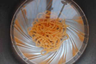 捞出过一下冷开水