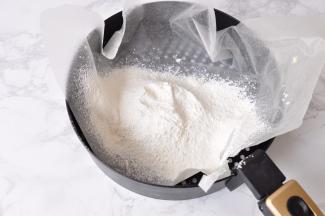 泡打粉与低粉混合后过筛