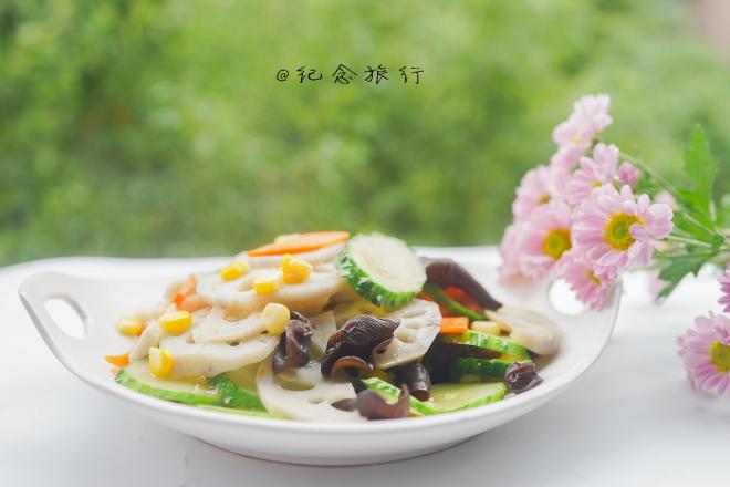 荷塘月色--缤纷蔬菜炒藕片