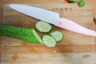 黄瓜切成片