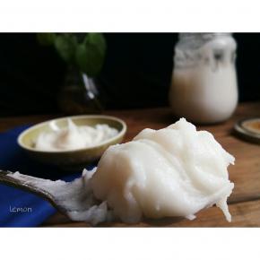 细腻洁白，肤如凝脂，大概说的就是这个意思