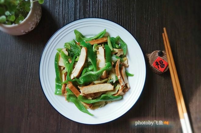 青椒炒五香豆干