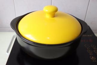 加盖大火烧开慢火炖