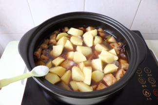 加2g盐，根据家人口味添加