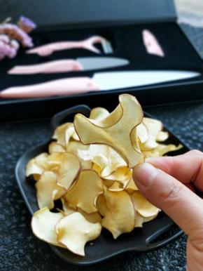 很薄很干脆，酸甜可口。