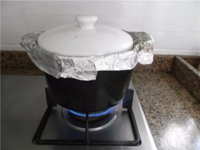 加盖，开大火烧15分钟。