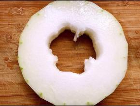 冬瓜去皮去瓤洗净