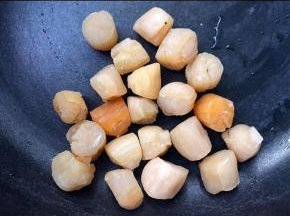 干贝冲洗干净