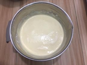 混合好的蛋糕糊