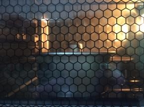 送进预热好的烤箱上下火120度45分钟