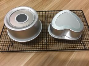 出炉震模倒扣，晾凉即可