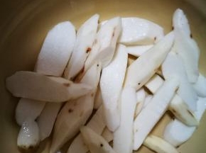 切成均匀的5mm厚的片