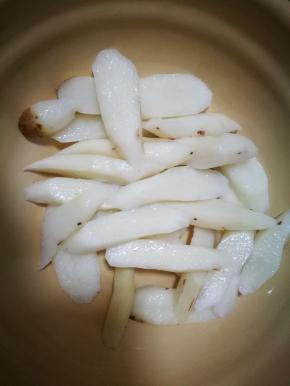 我这个蒸了10分钟，熟透了，你们蒸的时候可以尝尝